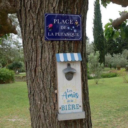 タラスコンMas Maurane - Le Bougainvillier Aux Portes D'Arlesアパートメント エクステリア 写真